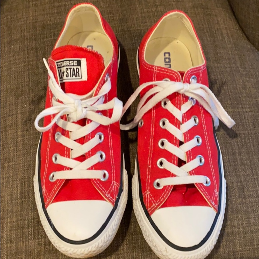 Red converse